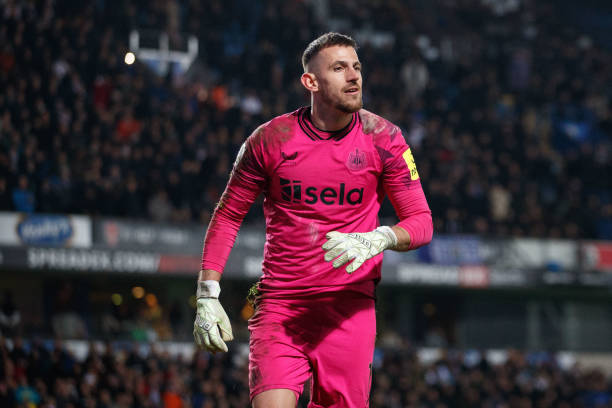 破过去的桎 破过去的桎