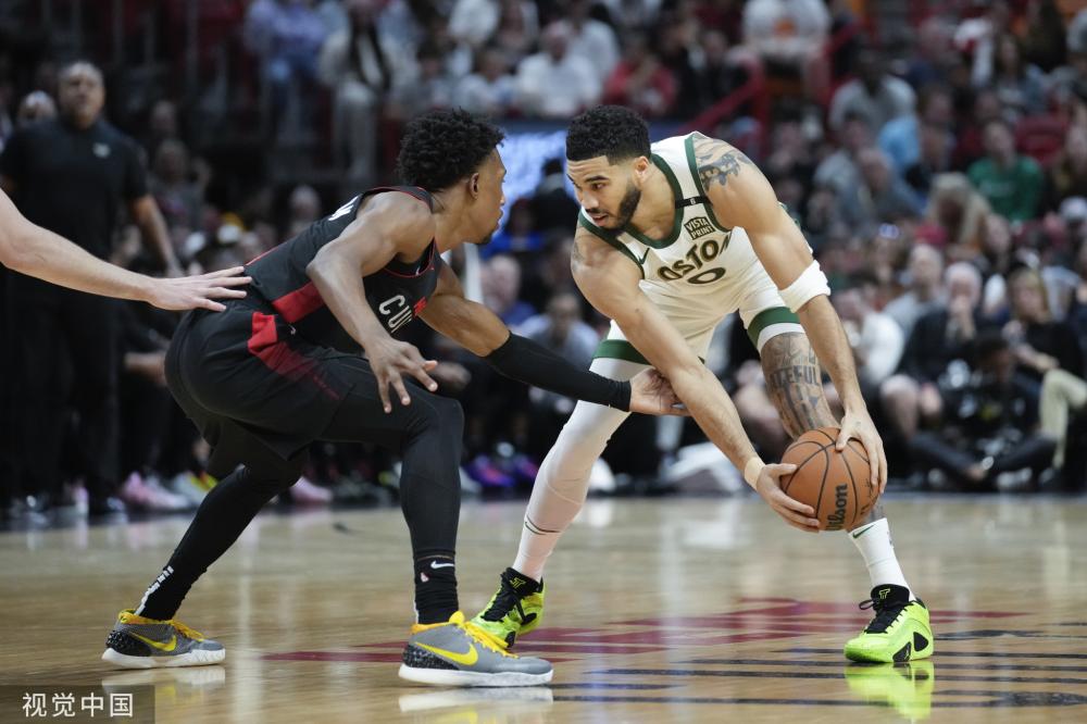 打出压制性 打出压制性